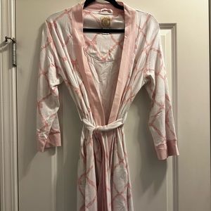 The Beaufort Bonnet Company Pink and White Robe